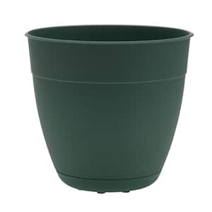 Dayton 16 in. Plastic Planter with Saucer Tray, Green