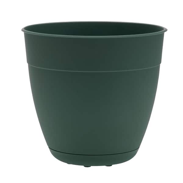 Bloem Dayton 16 in. Plastic Planter with Saucer Tray, Green