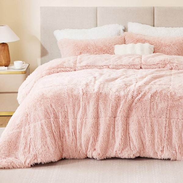 Intelligent Design Leena 3-Pieced Blush Polyester Full/Queen Shaggy Long Fur Comforter Set