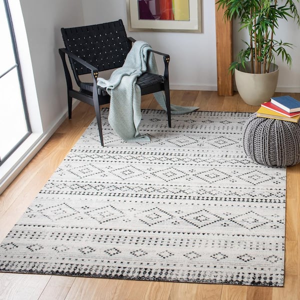 Montage Gray/Ivory 3 ft. x 5 ft. Distressed Aztec Indoor/Outdoor Area Rug