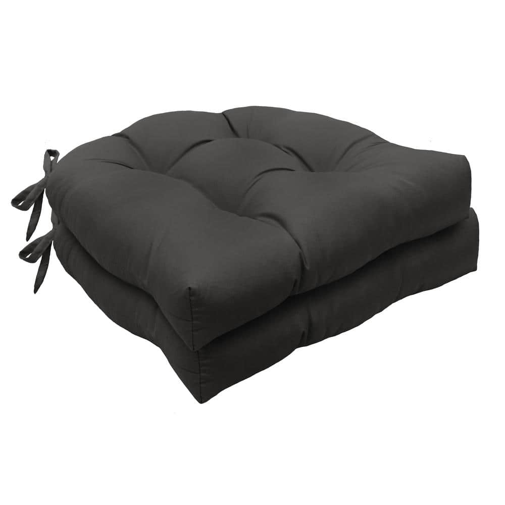 Habitat Tufted Chair Pad Black Polyester Smooth 15 in. W x 15 in. L ...