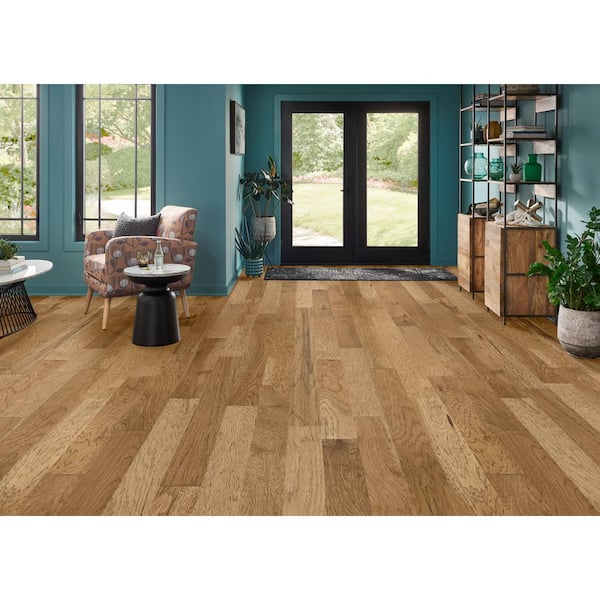 Time Honored Sienna Hickory 3/8 in. T x 5 in. W Click Lock Hand Scraped Engineered Hardwood Flooring (28.1 sq.ft./ctn)