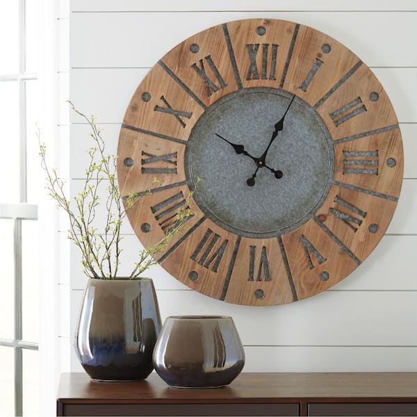 Signature DESIGN BY ASHLEY Payson Brown Analog Wood Roman Numerals