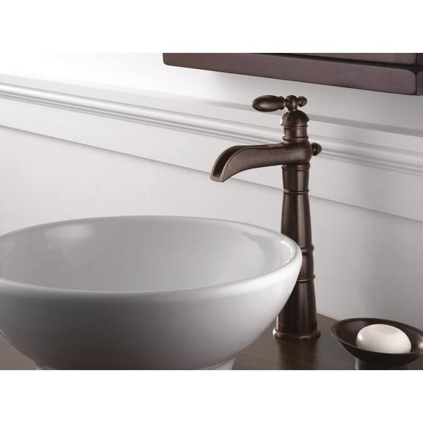 Delta Victorian Single Hole Single-Handle Vessel Bathroom Faucet