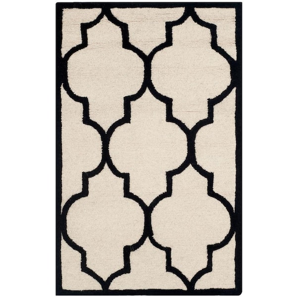 SAFAVIEH Cambridge Ivory/Black 2 ft. x 3 ft. Area Rug