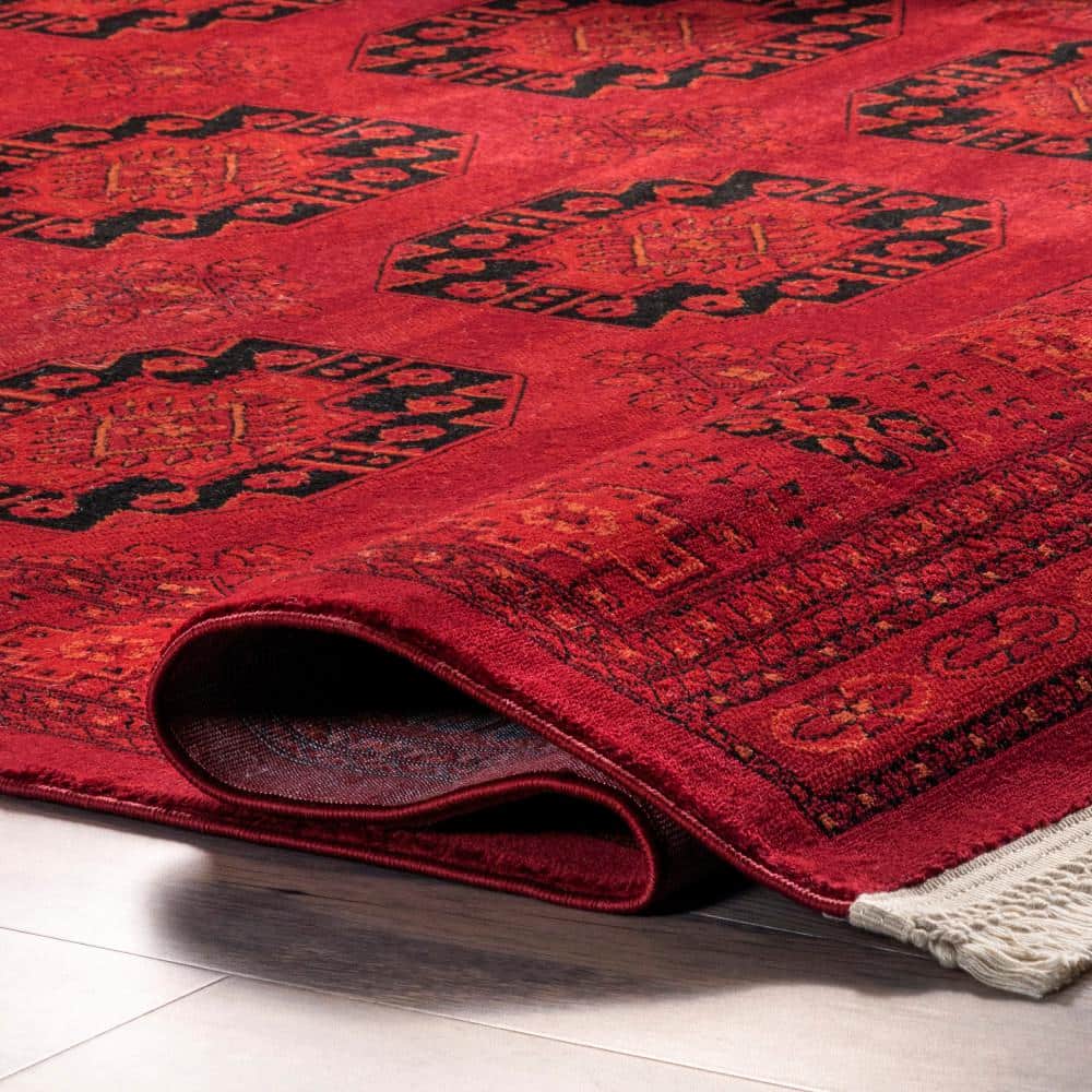 Red 5' x 7' Synthetic Traditional Motif Area Rug
