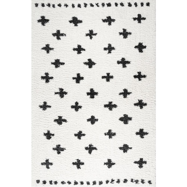 Cristo Berber Geometric Shag White/Black 4 ft. x 6 ft. Area Rug