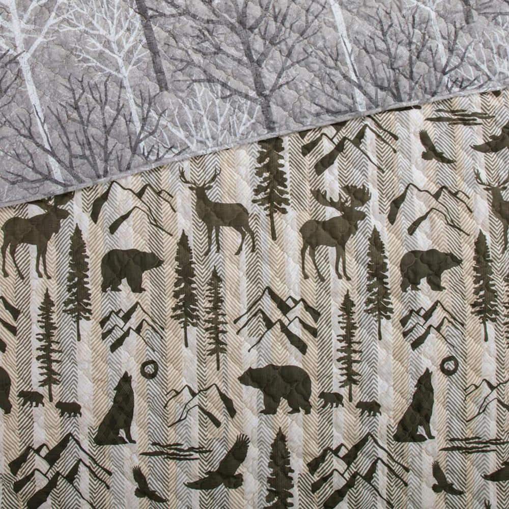 Gray Reversible King Microfiber Quilt Set with Wildlife Design