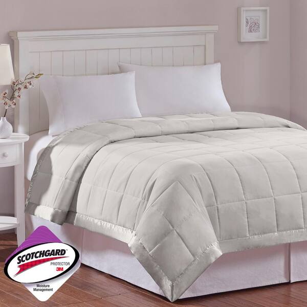 Madison Park Prospect Lightweight Grey Down Alternative Twin Quilted