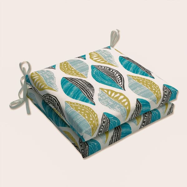 Pillow Perfect Floral 20 x 20 Outdoor Dining Chair Cushion in Blue/Ivory (Set of 2)