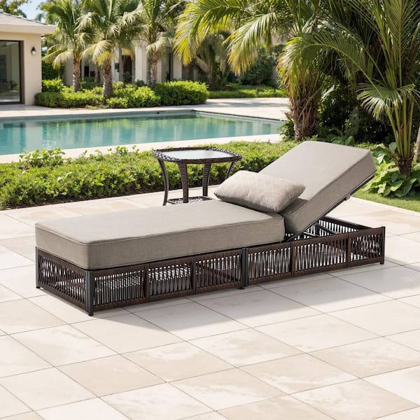 R-Woven 2-Piece Brown Wicker Outdoor Chaise Lounge for Outside Patio Backrest Lounger with Side Table and Beige Cushions