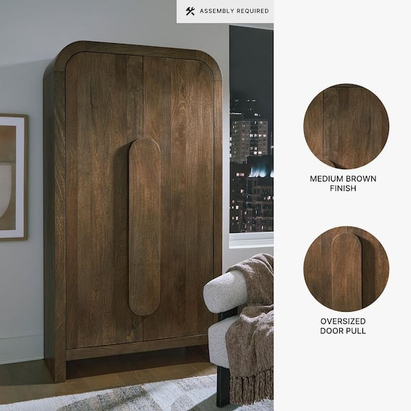 Signature DESIGN BY ASHLEY Thoren Medium Brown 74.13 in. Accent