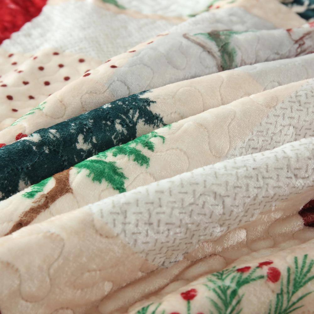 Queen Red Velvet Reversible Christmas Quilt Set