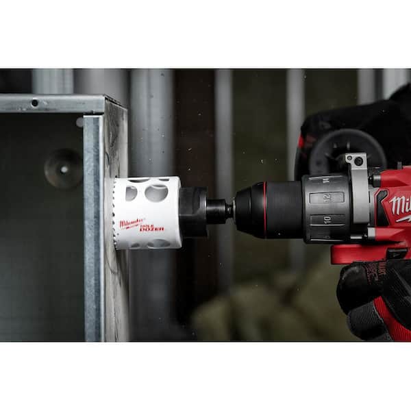How To Use A Hole Saw In A Black and Decker Impact Driver 