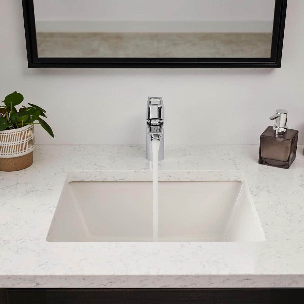 Starlight Chrome Single Hole Bathroom Faucet