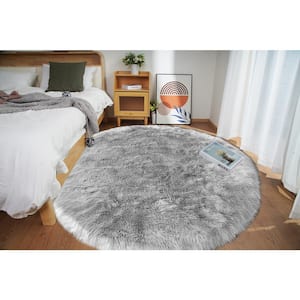 Sheepskin Faux Furry Gray 6 ft. 6 in. Fuzzy Round Rugs Area Rug