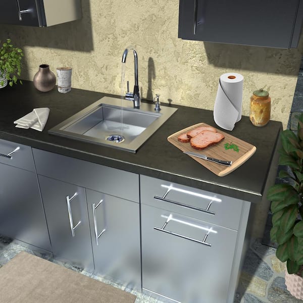 https://images.thdstatic.com/productImages/489657e5-5307-4079-be09-7d37c2ff14dd/svn/sunstone-outdoor-kitchen-sinks-adask20-d4_600.jpg