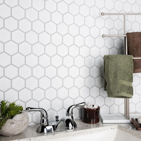 Metro 2 in. Hex Matte White 11-1/8 in. x 12-5/8 in. Porcelain Mosaic Tile (10.0 sq. ft./Case)