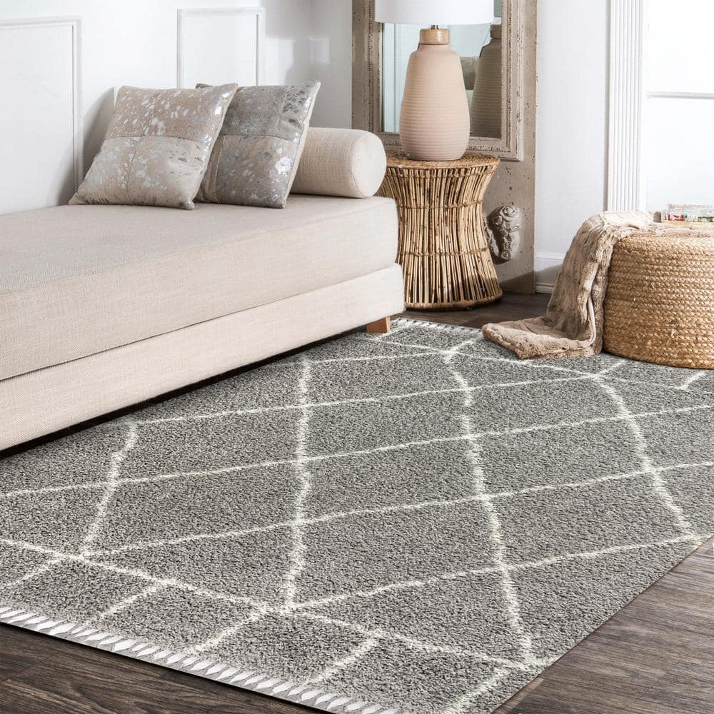 Moroccan Geometric Trellis Grey/Cream Shag Area Rug 7'x5'