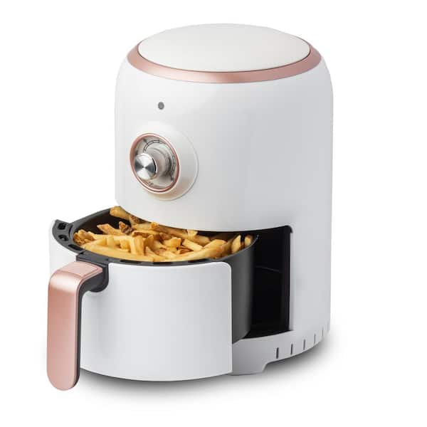 https://images.thdstatic.com/productImages/48b989a1-726b-4f60-84f7-d3c4e96fece9/svn/white-with-rose-gold-accents-air-fryers-raw-598-31_600.jpg