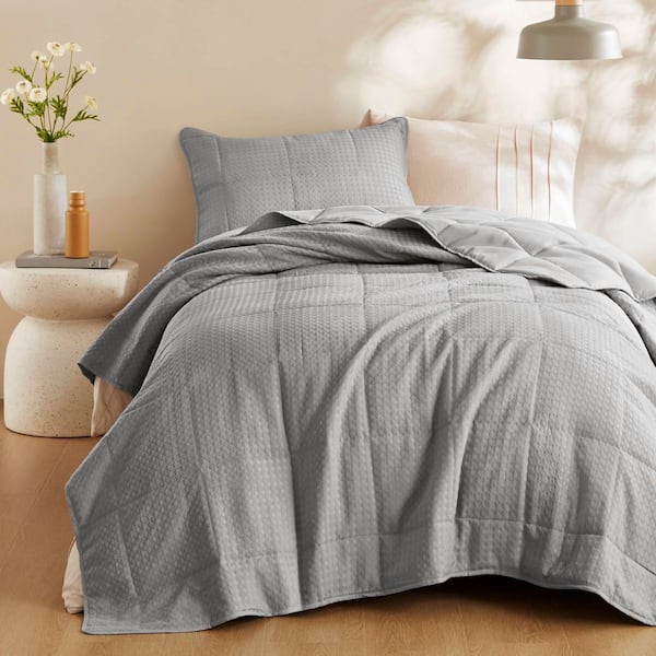 510 Design Mina 2-Piece Gray Waffle Weave Textured Polyester Twin/Twin XL Quilt Set
