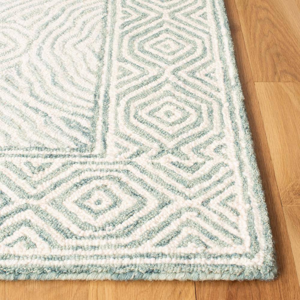 Handmade Blue and White Wool Tufted Rectangular Area Rug, 9' x 12'
