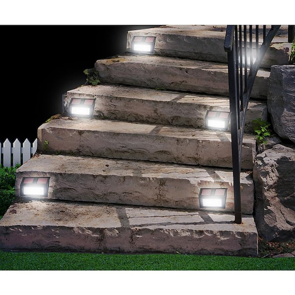 Solar powered step deals lights