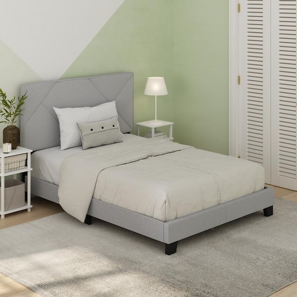 Skylar Gray Wood/Polyester Frame Full Platform Bed with Geometric Design