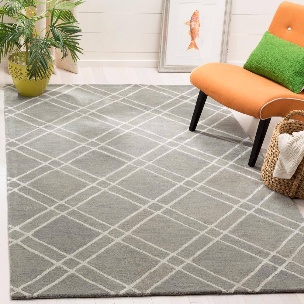 Handmade Gray Tufted Wool Round Area Rug 24"