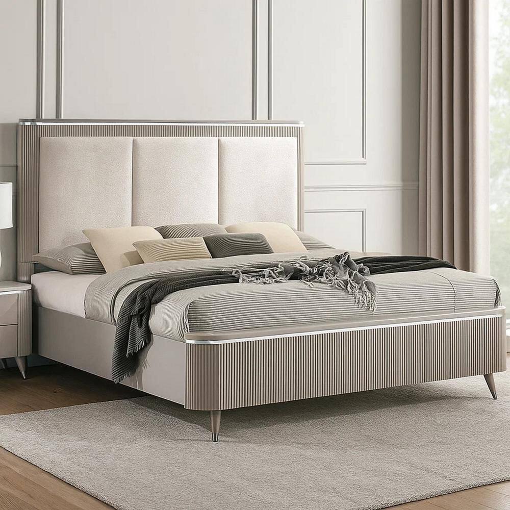 Nitz Brown Wood Frame Queen Panel Bed with Transitional Panel Design