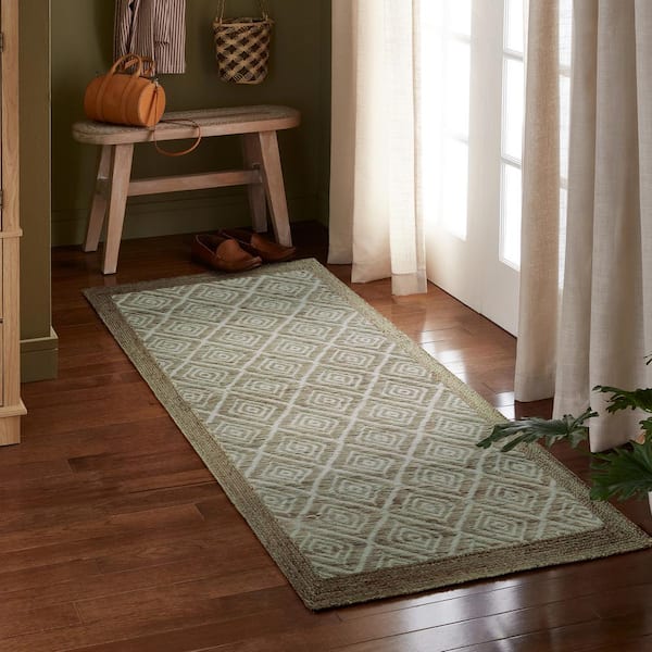 Nalani Textured Diamond 100% Jute Green 2.5 ft. x 7 ft. Runner Rug