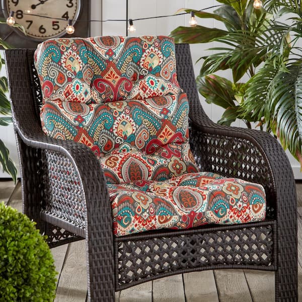 https://images.thdstatic.com/productImages/49002855-1a07-4c38-899d-d4c42180628e/svn/greendale-home-fashions-outdoor-dining-chair-cushions-oc4809-asburypark-4f_600.jpg