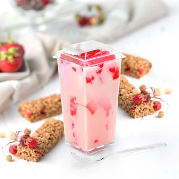 3 oz. Plastic Dessert Cups with Square, Mini, Lids and Spoons for Party, Pudding, Fruit, and Parfait, Clear (50-Pack)