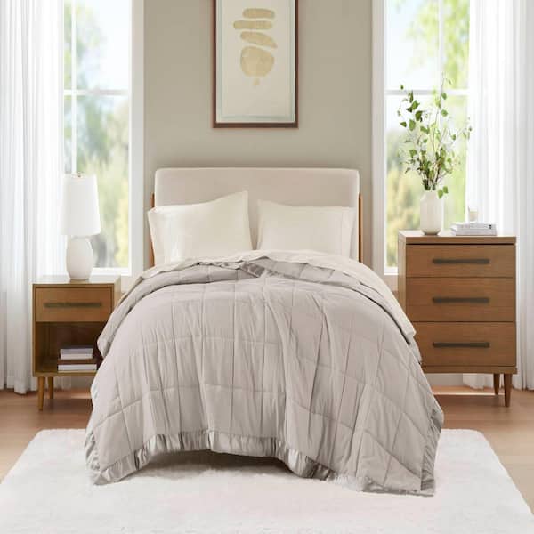 Madison Park Prospect Lightweight Grey Down Alternative Twin Quilted Blanket with Satin Trim