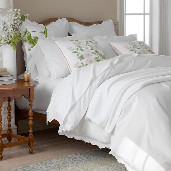 Company Cotton Embroidered Scallop White King Sateen Pillowcases (Set of 2)