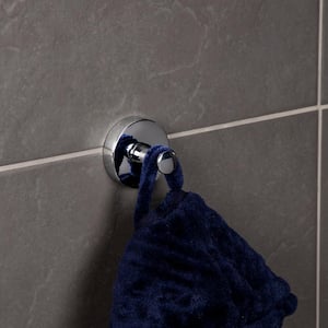 Pendle Round Single Bathroom Robe Hook in Chrome