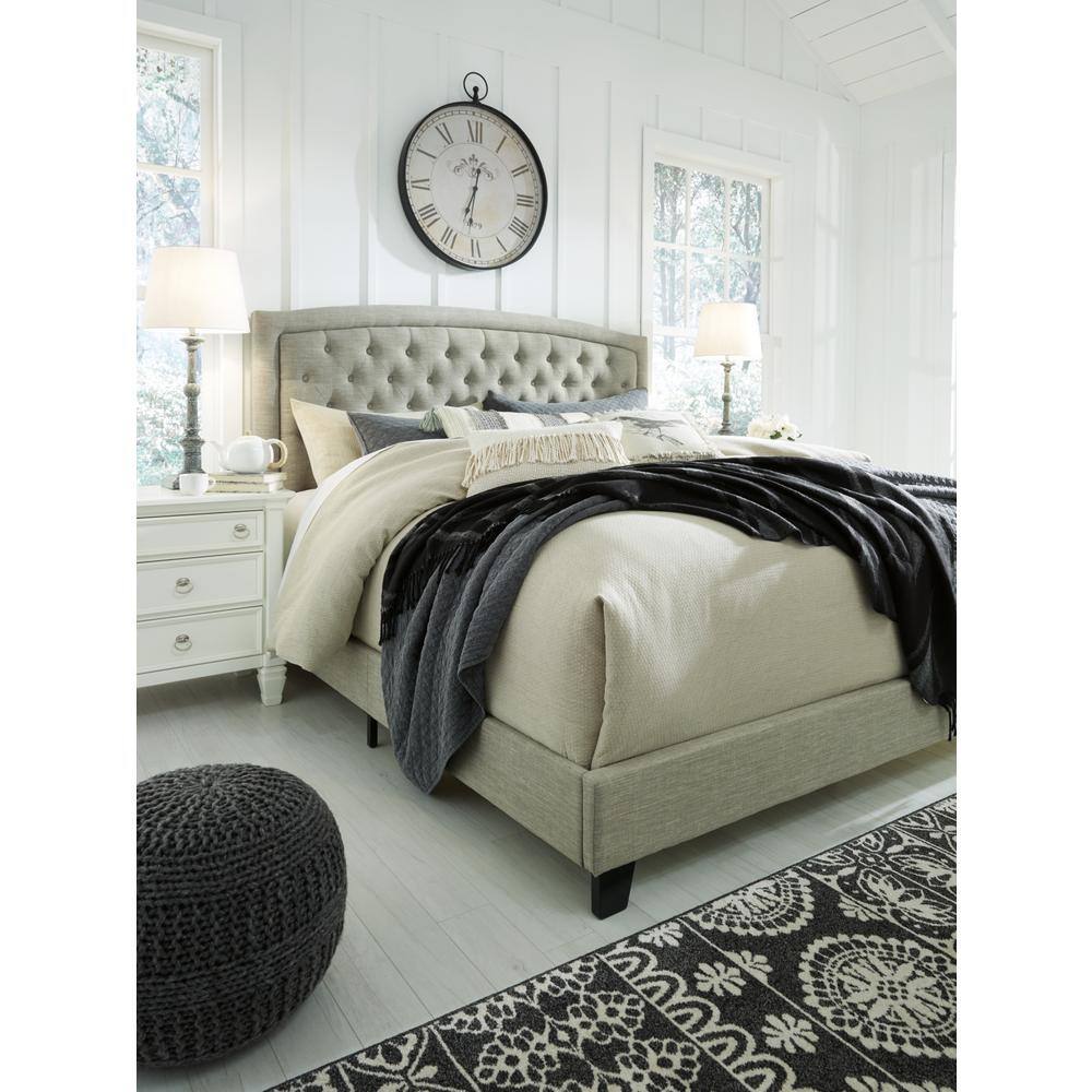 Transitional Queen Upholstered Bed with Tufted Headboard, Gray