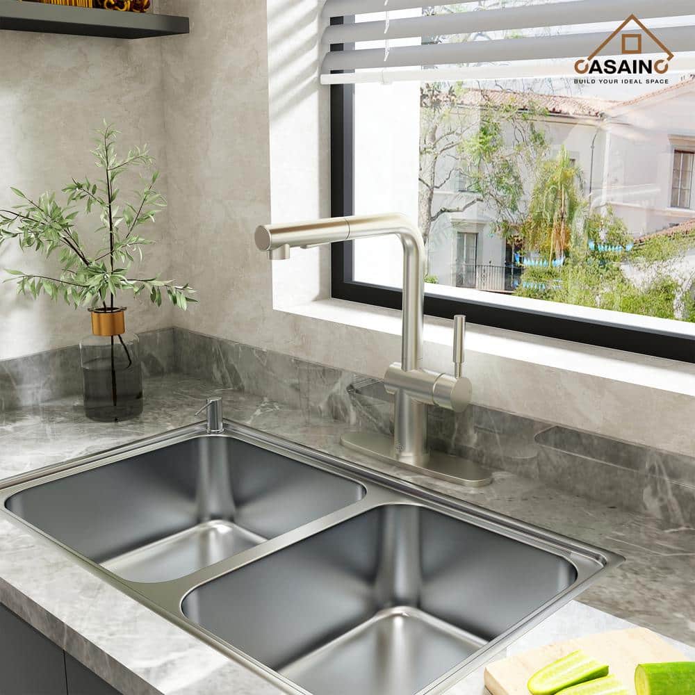 Brushed Nickel Single-Handle Pull-Out Spray Kitchen Faucet