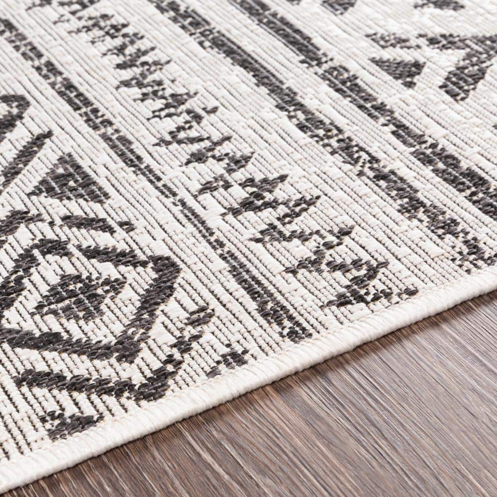 Charcoal and White Oval Synthetic Indoor/Outdoor Area Rug