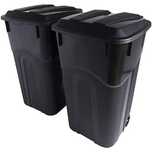 32 Gal. Wheeled Outdoor Garbage Can in Black (2-Pack)
