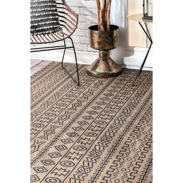 Jamie Southwestern Brown 6 ft. x 9 ft. Indoor/Outdoor Patio Area Rug