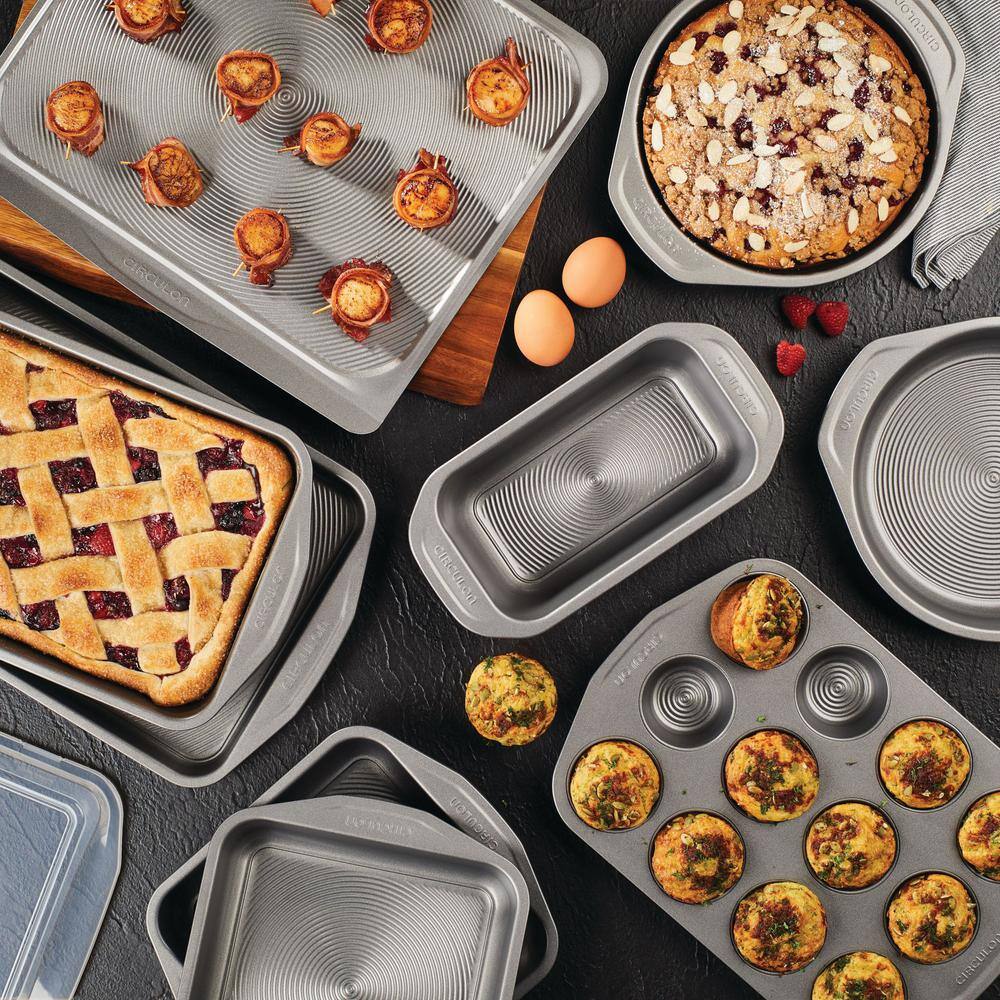 Circulon Gray Nonstick 10-Piece Bakeware Set with Lid