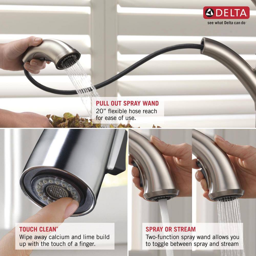 Chrome Single Handle Pull-Out Sprayer Kitchen Faucet