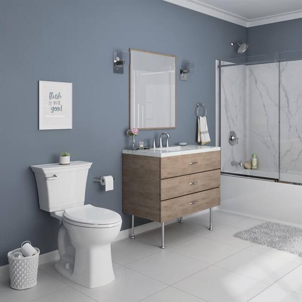bathrooms with 2 toilets