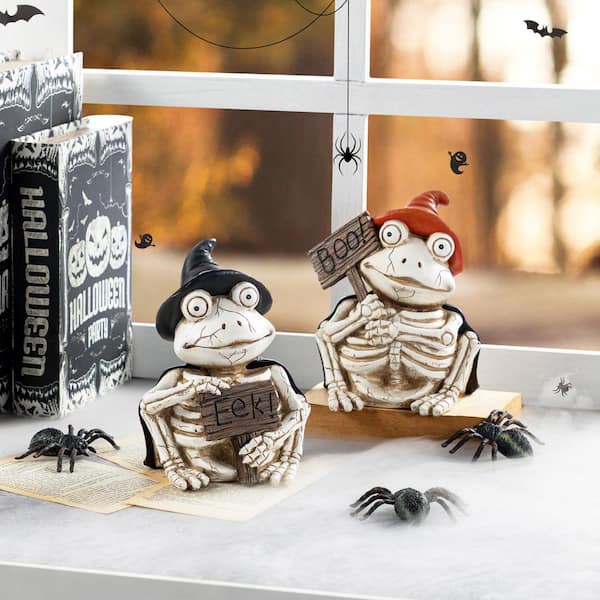 Glitzhome 7 in. H Halloween Resin Skeleton Frogs Table Decor (set
