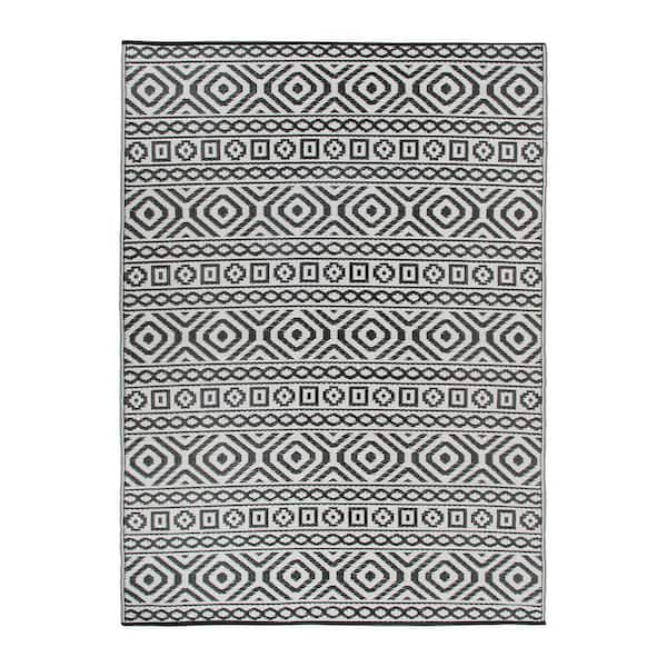 World Rug Gallery Hawaii Black 8 ft. x 10 ft.  Contemporary Geometric Reversible Plastic Outdoor Area Rug