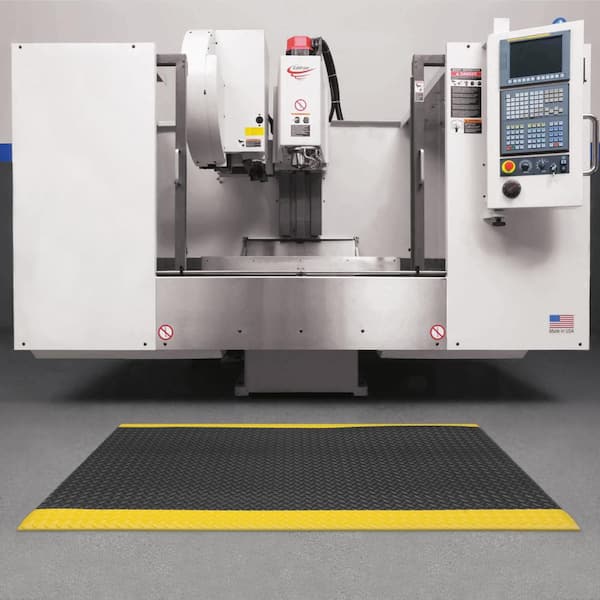 Diamond Soft Black/Yellow 36 in. x 60 in. Foam Safety Mat