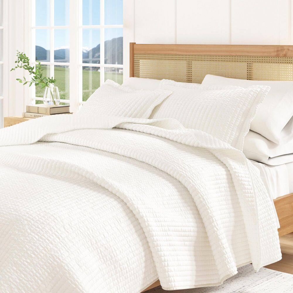 White Full/Queen Premium Solid 3-Piece Microfiber Quilt Set price history on PriceWatchPro