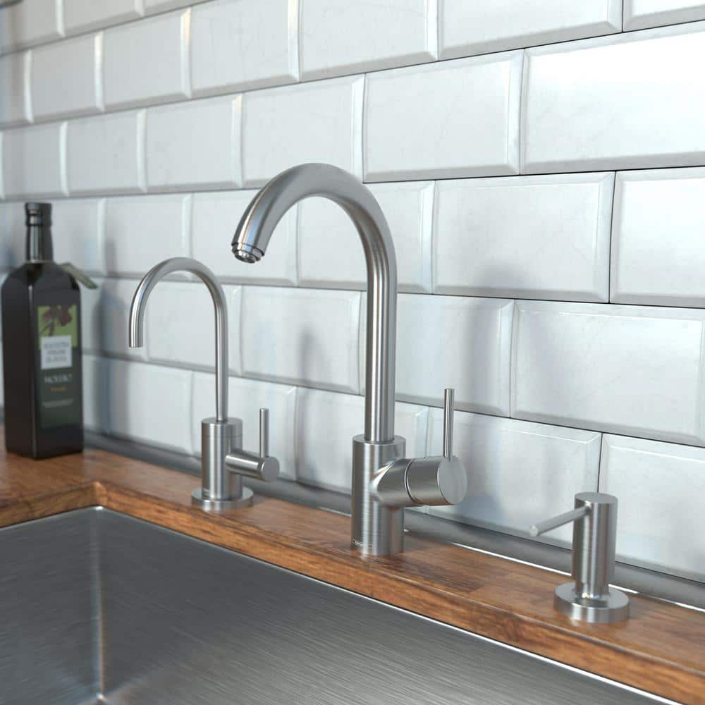 Steel Optik Stainless Steel Single Handle Kitchen Faucet