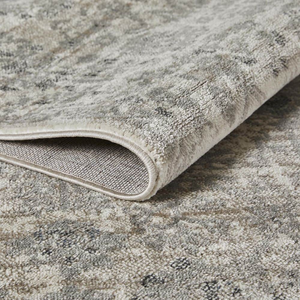 Ivory and Gray Floral Synthetic 5' x 7' Area Rug